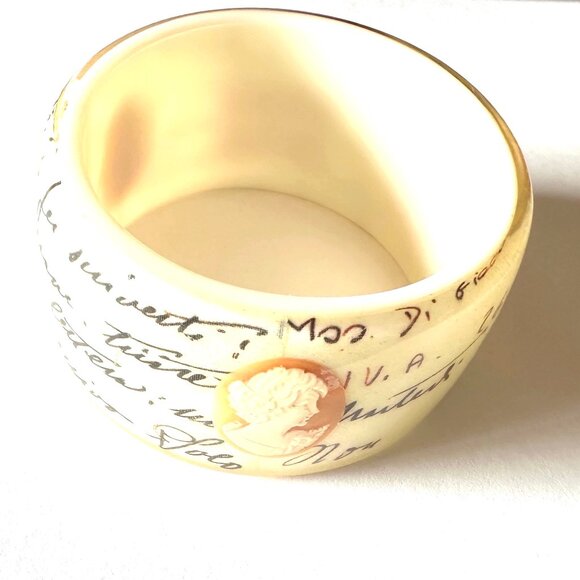 Amedeo NYC "Lettera D'Amore" Lucite Clear Cameo Wide Bangle — Size 8 —  EUC - Picture 3 of 5